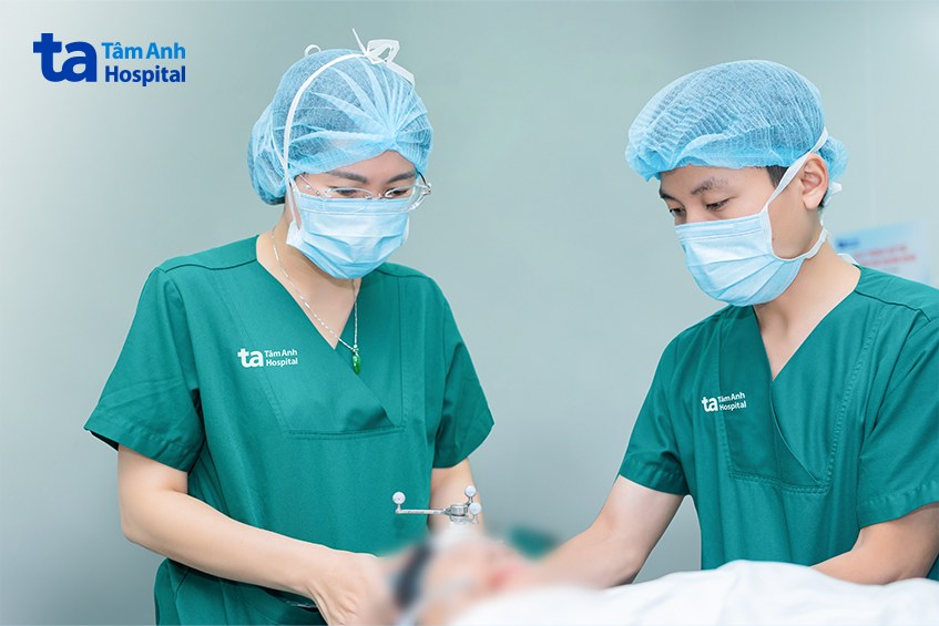 Ứng dụng trí tuệ nhân tạo (AI) phẫu thuật mũi xoang 3 trước khi dùng AI mổ xoang