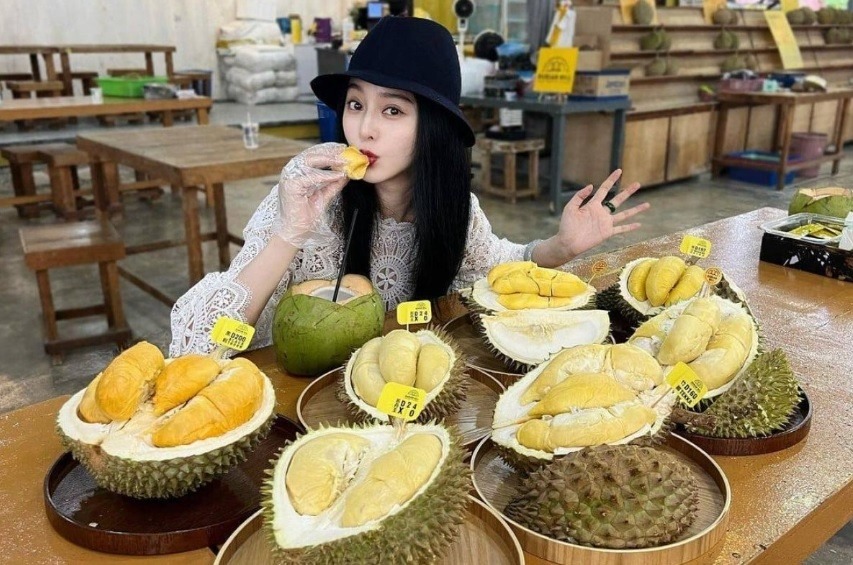 Phạm Băng Băng: Nửa đời làm nữ hoàng, giờ thành Phạm Băng Băng: Nửa đời làm nữ hoàng, giờ thành
