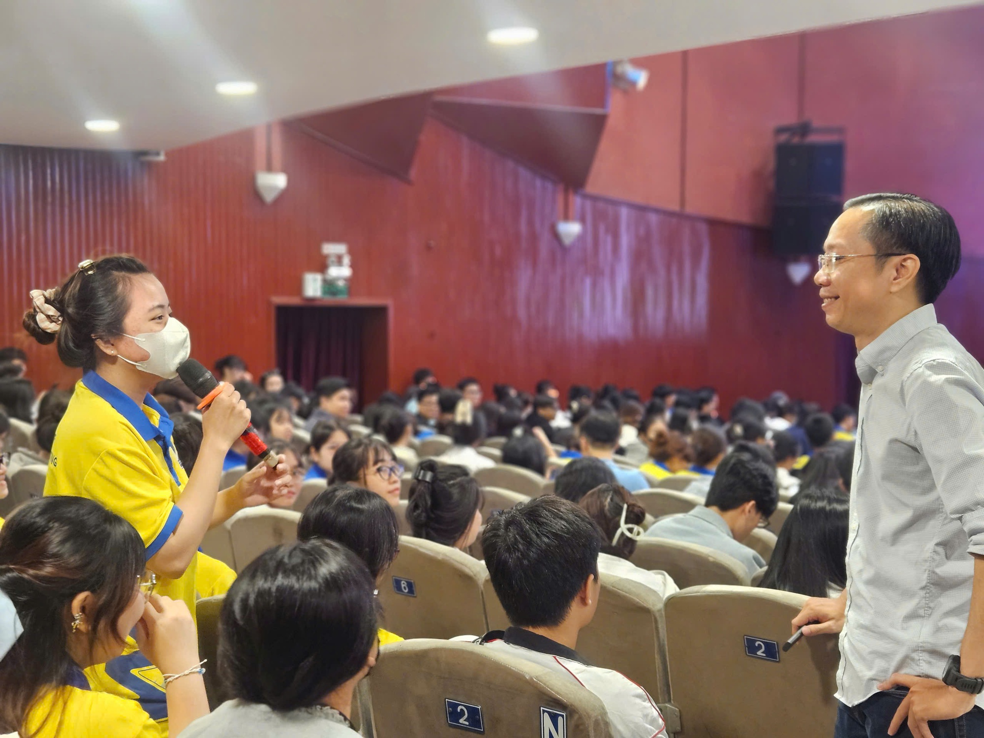 Đưa AI vào giáo dục, sinh viên và nhà trường cần phải Đưa AI vào giáo dục, sinh viên và nhà trường cần phải