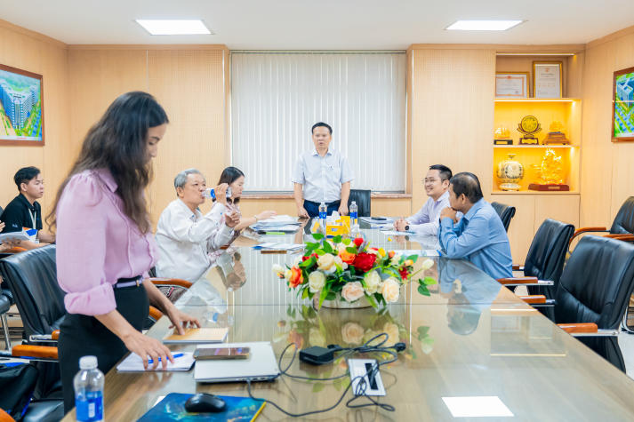 NCS. Lê Thị Mỹ Hạnh bảo vệ chuyên đề luận án Tiến sĩ về ứng dụng AI trong ngành lưu trú 8 NCS. Lê Thị Mỹ Hạnh bảo vệ chuyên đề luận án Tiến sĩ về ứng dụng AI trong ngành lưu trú 89