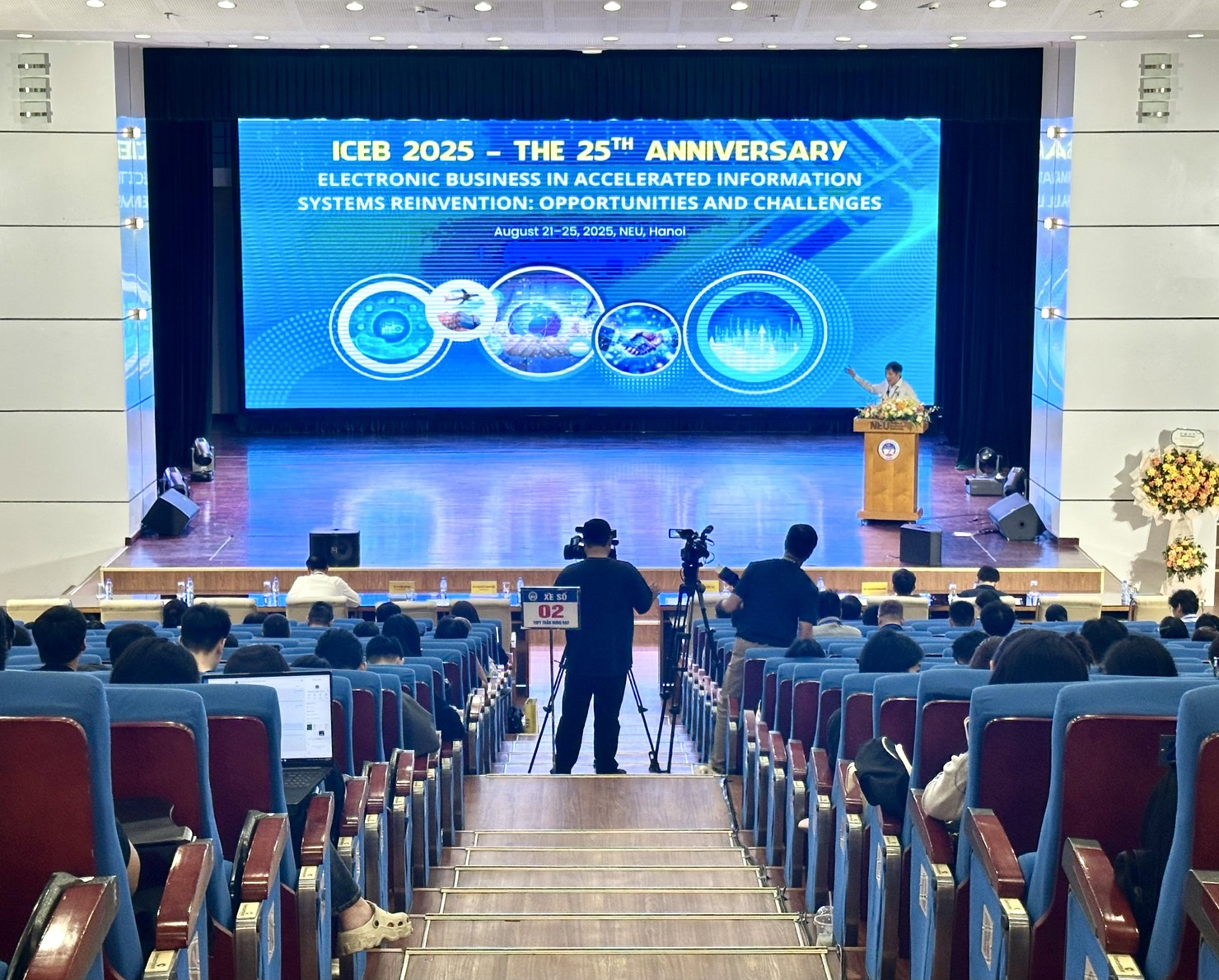 Toàn cảnh Hội thảo quốc tế lần thứ 25 về Kinh doanh điện tử (ICEB 2025).