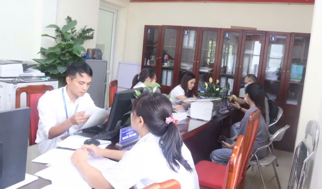 Ứng dụng iHanoi có thêm tính năng Trợ lý ảo và Tổng đài viên AI Công an Hà Nội 5 Phường Long Biên xây dựng chính quyền tinh gọn, hiệu quả, gần dân