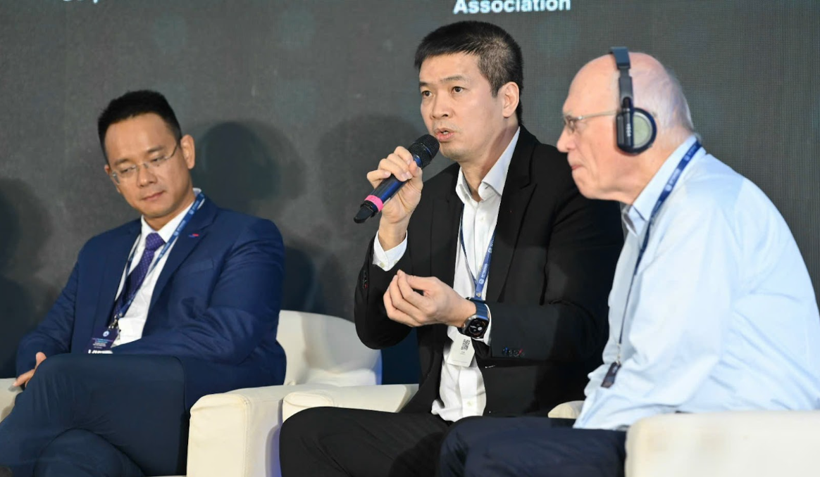 AI và Web3 tái định hình cuộc chơi Fintech: Thách thức “cân não” cho nhà quản lý - Nhịp sống công nghệ 2 Ông Phan Đức Trung cho rằng regtech đặc biệt phù hợp với lĩnh vực tài chính do yêu cầu pháp lý ngày càng phức tạp và phạm vi hoạt động đa quốc gia