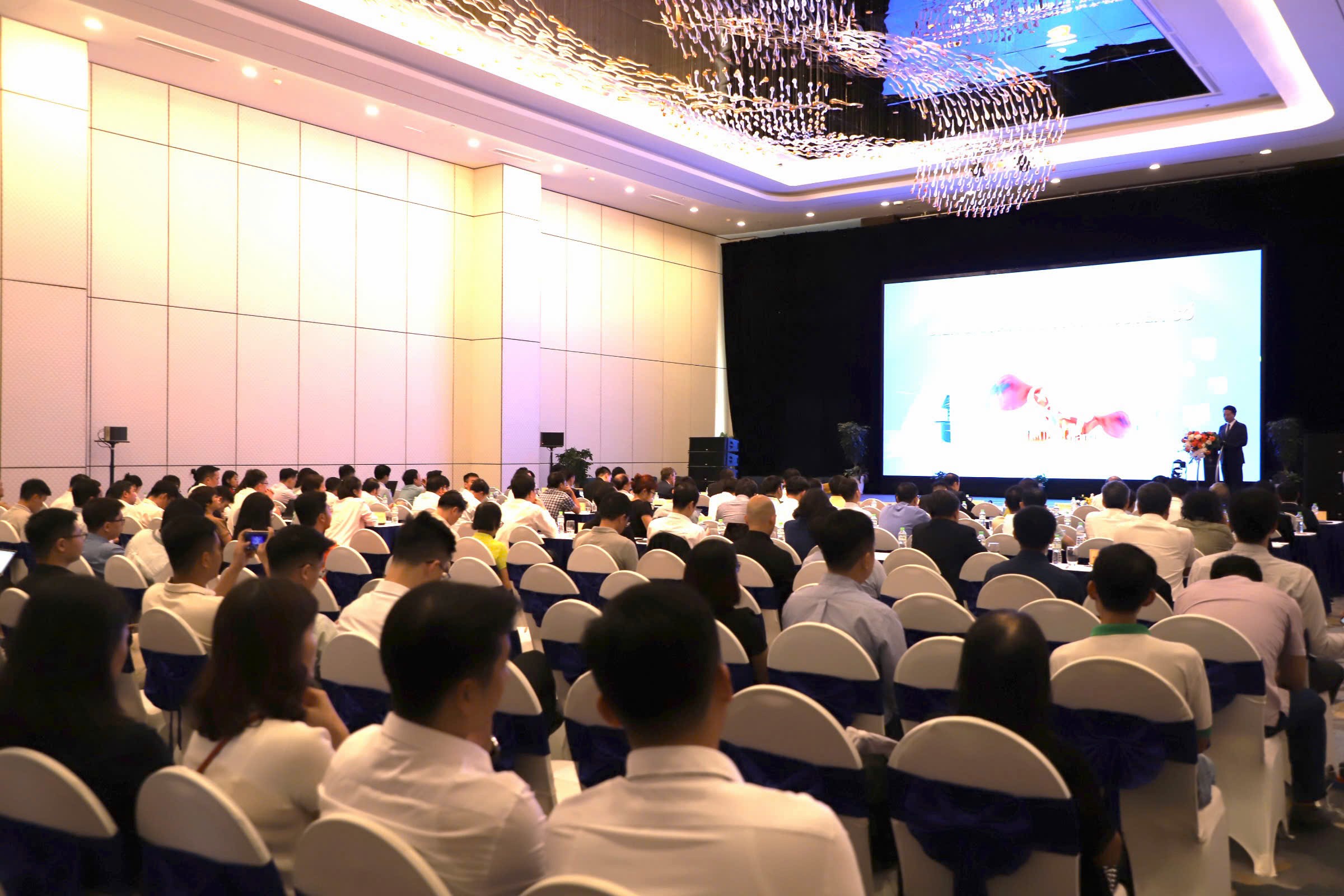 'AI không chỉ là công nghệ ứng dụng mà đang trở thành một loại hạ tầng quốc gia' 3 9053ac3d3151ba0fe340