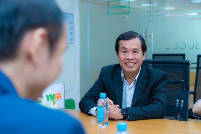 Ông Lê Hồng Phúc - Chủ tịch Hiệp hội VNHR phát biểu tại buổi lễ. Ảnh: VNHR