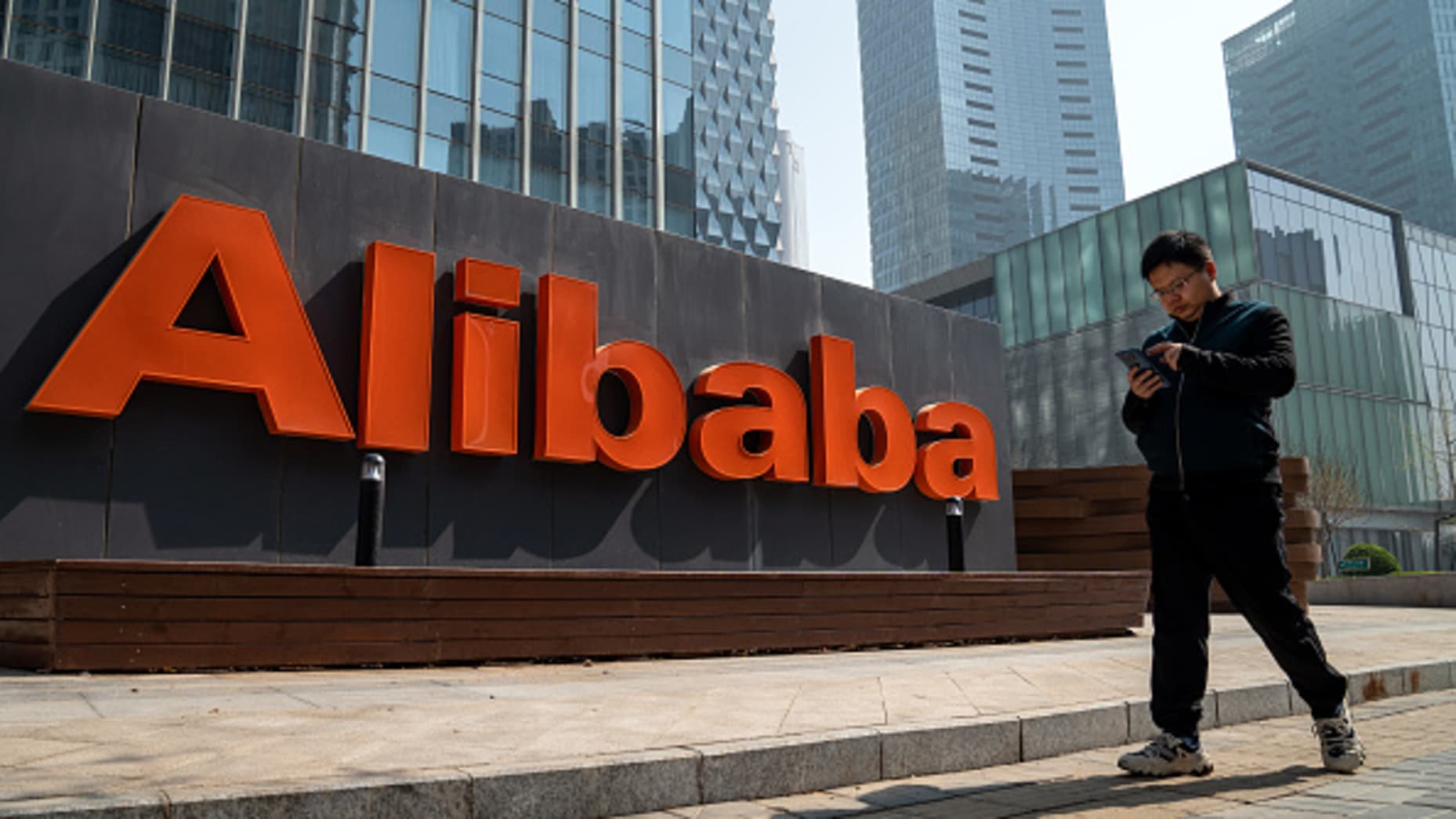 Alibaba có bước tiến lớn về AI, doanh thu quý II/2025 giảm 14%. Ảnh internet. Alibaba có bước tiến lớn về AI, doanh thu quý II/2025 giảm 14%. Ảnh internet.