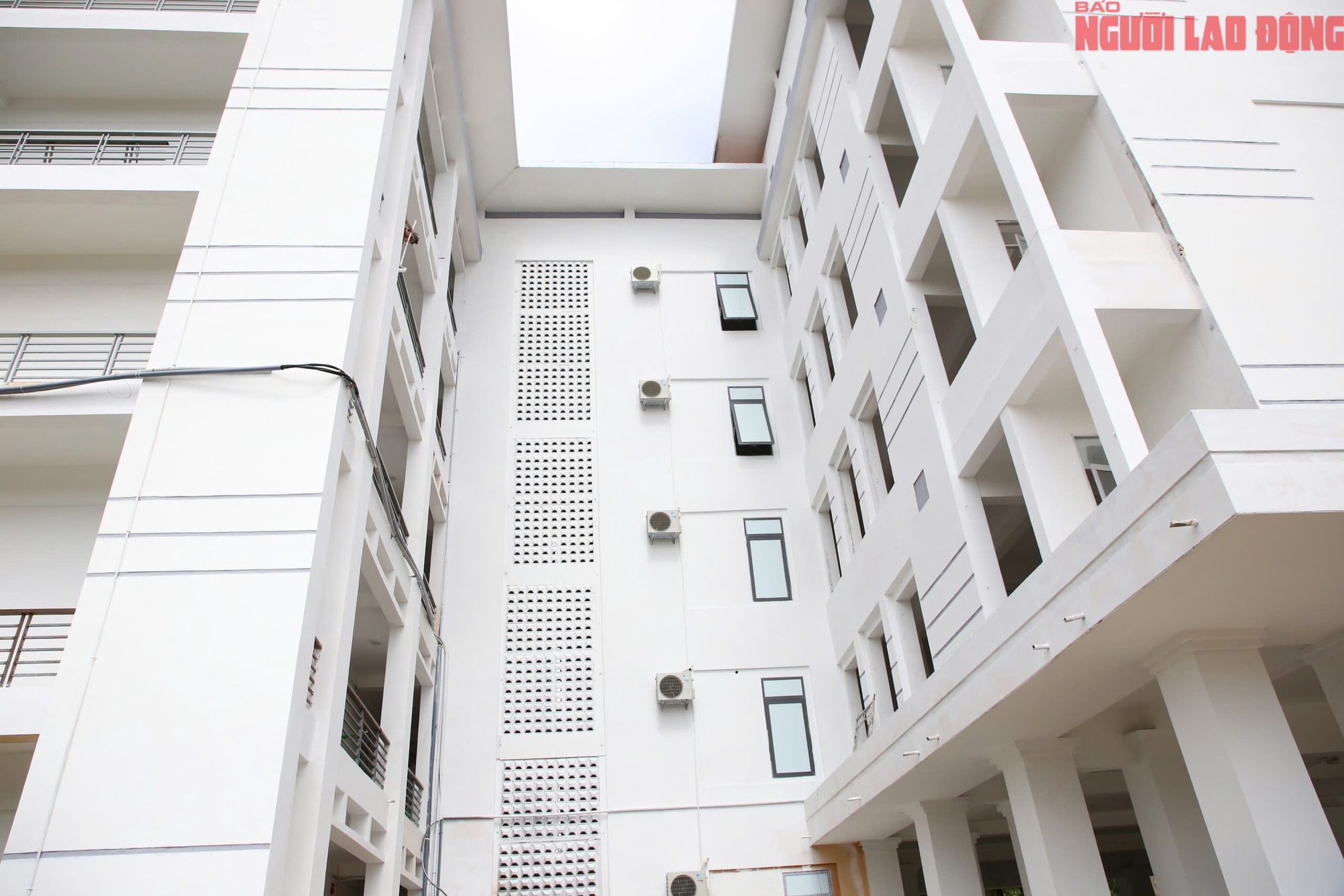 Nhà công vụ Quảng Trị khang trang sắp hoàn thành , đáp ứng nhu cầu lưu trú cho cán bộ - Ảnh 8.