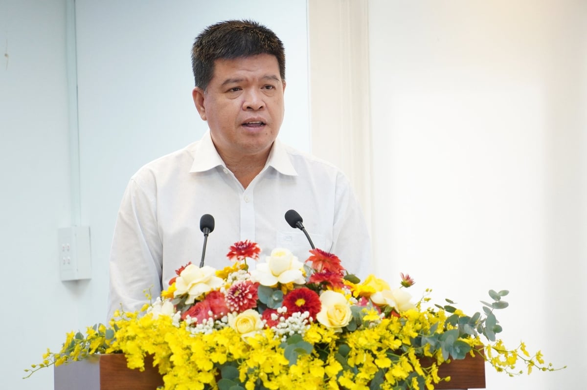 Ông Bùi Hòa An, Phó Giám đốc Sở Xây dựng TP.HCM chia sẻ tại buổi họp báo. Ảnh: Nguyễn Thủy.
