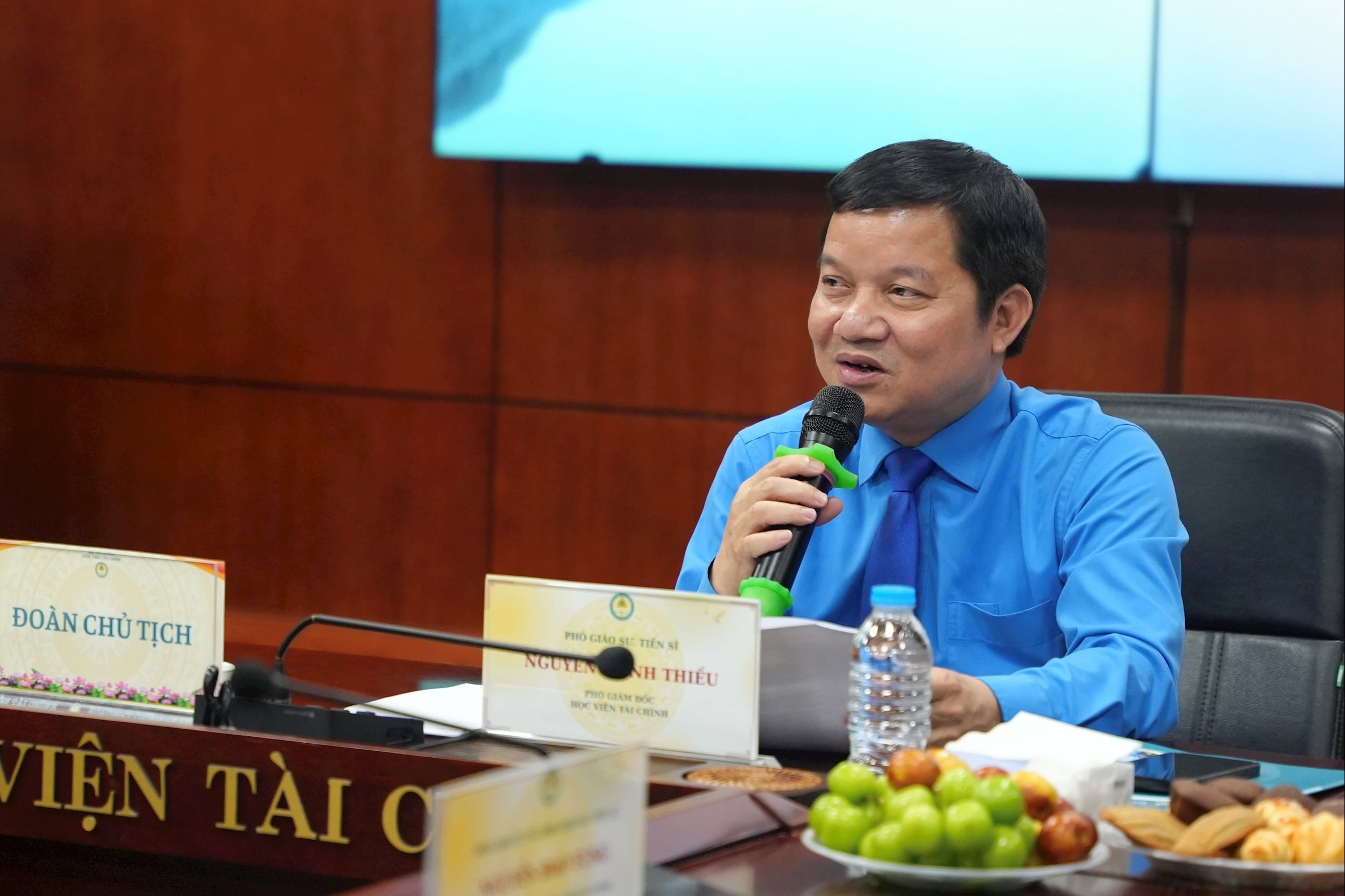 AI là động lực đổi mới giảng dạy khoa học cơ bản trong khối ngành Kinh tế 2 dsc09678.jpeg