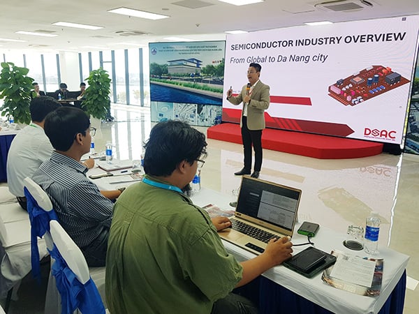 Hội thảo “Ứng dụng trí tuệ nhân tạo trong công nghiệp bán dẫn và điện tử” ngày 8/8.
