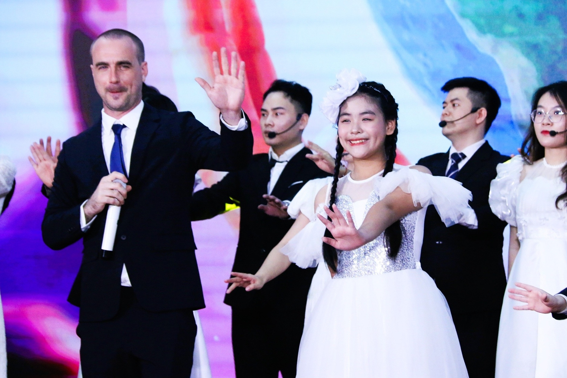 Hà Nội sẽ tiếp tục triển khai chương trình đào tạo song bằng ở các trường công