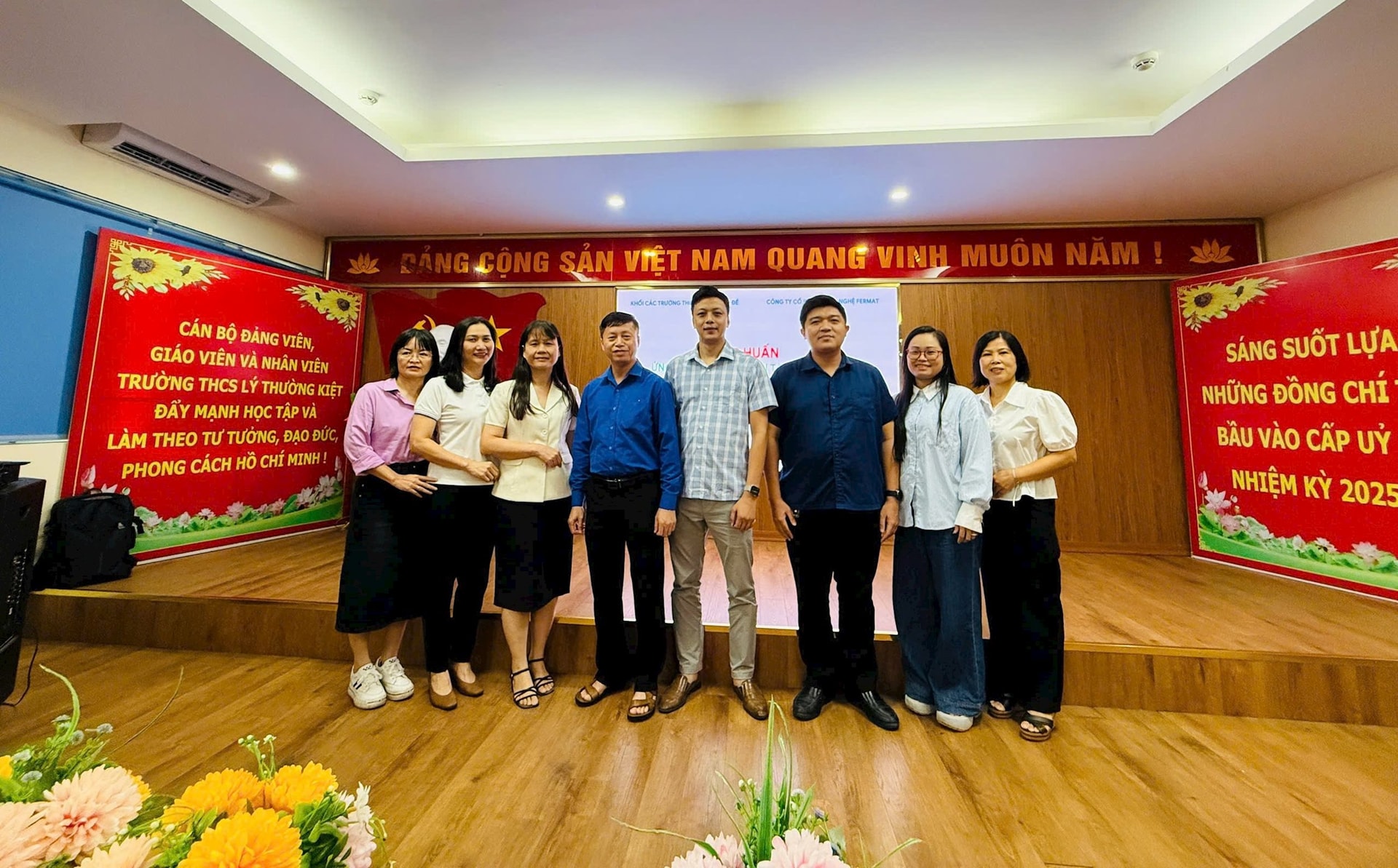 Ứng dụng AI mô hình mới từ phường Bồ Đề trong quản lý và giảng dạy 3 img_1756189314048_1756189411145.jpg