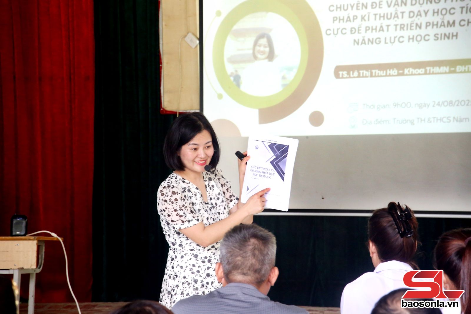 Tập huấn chuyển đổi số và ứng dụng trí tuệ nhân tạo cho 100 cán bộ, công chức, viên chức, giáo viên xã Mường Sại 2 img 9790
