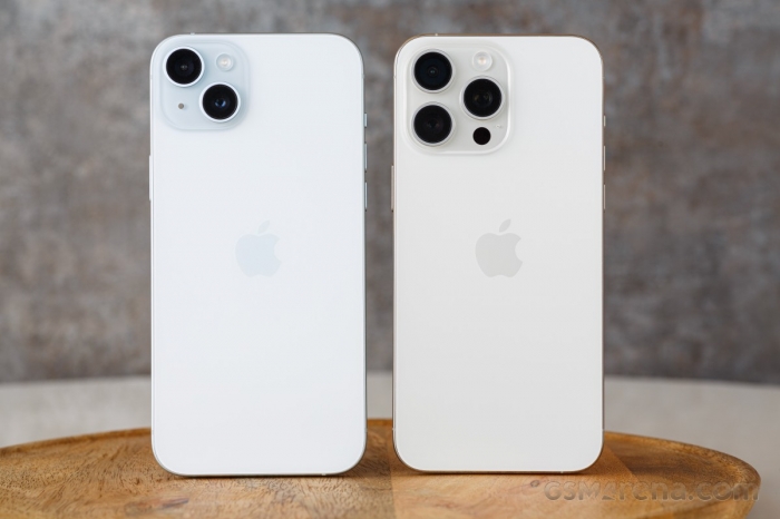 iPhone 15 Plus giá rẻ như bèo cuối tháng 8, màn lớn pin khủng kém gì iPhone 16 Pro Max 1 iphone 15 plus 7