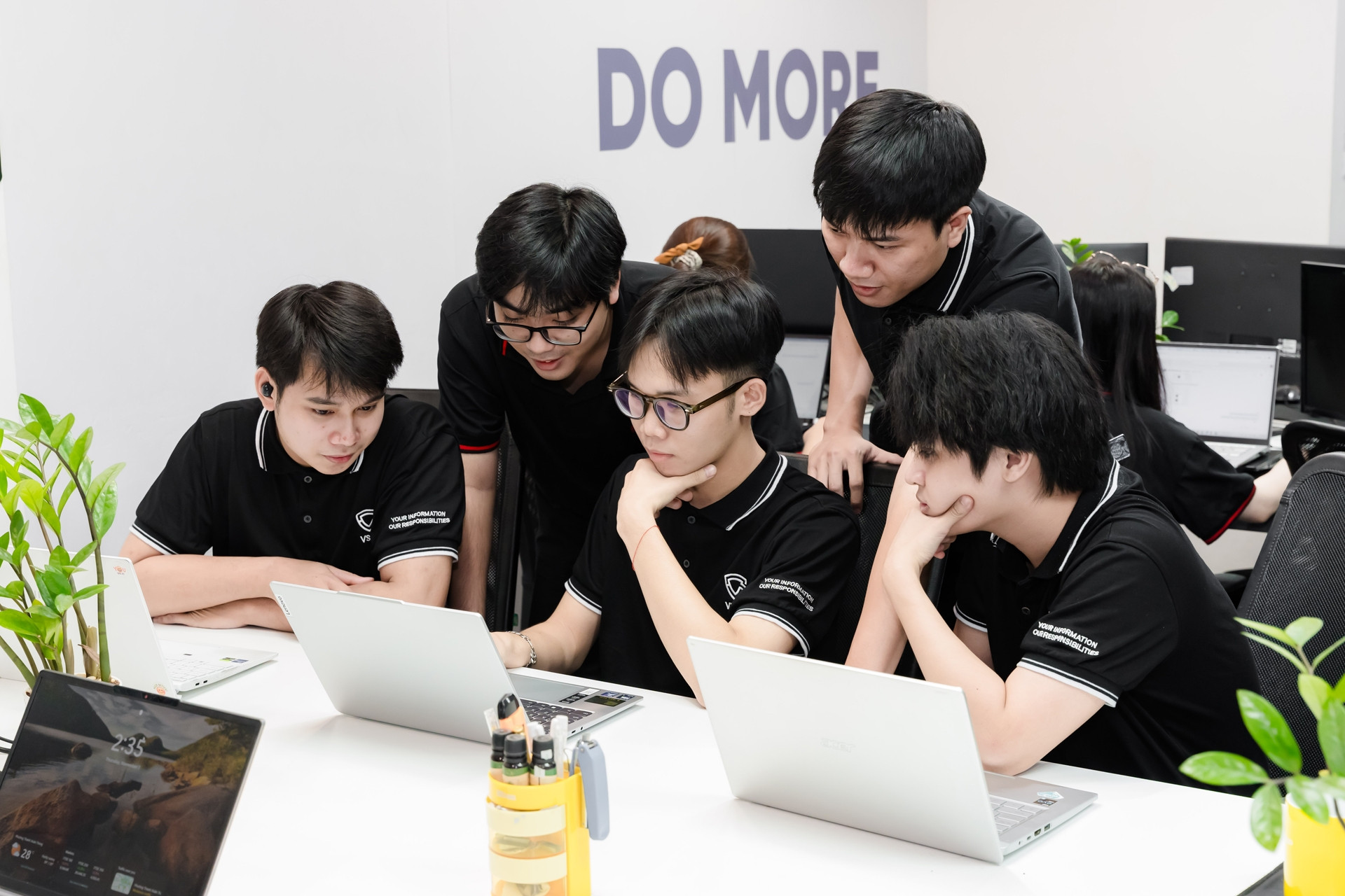 ‘Công nghệ mới, AI đang tác động trực tiếp đến làn sóng layoff tại Việt Nam’ 3 ky su ai chuyen gia bao mat dang co nhu cau tuyen dung lon va dai ngo hap dan 81603
