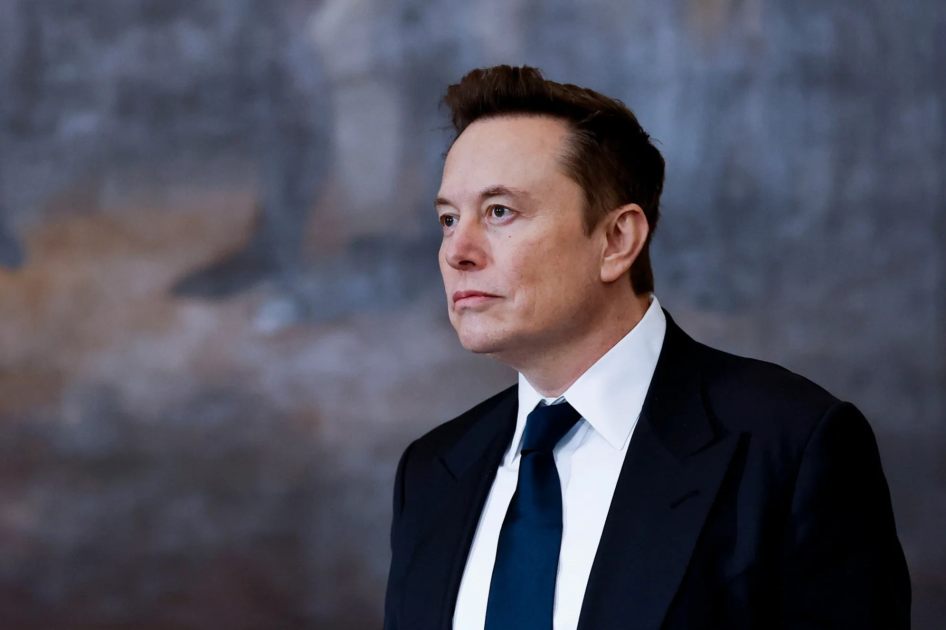 AI khiến lập trình viên mới ra trường khó tìm việc hơn 2 ly do cong ty cua elon musk khoi kien apple doi boi thuong 1 ty usd 675