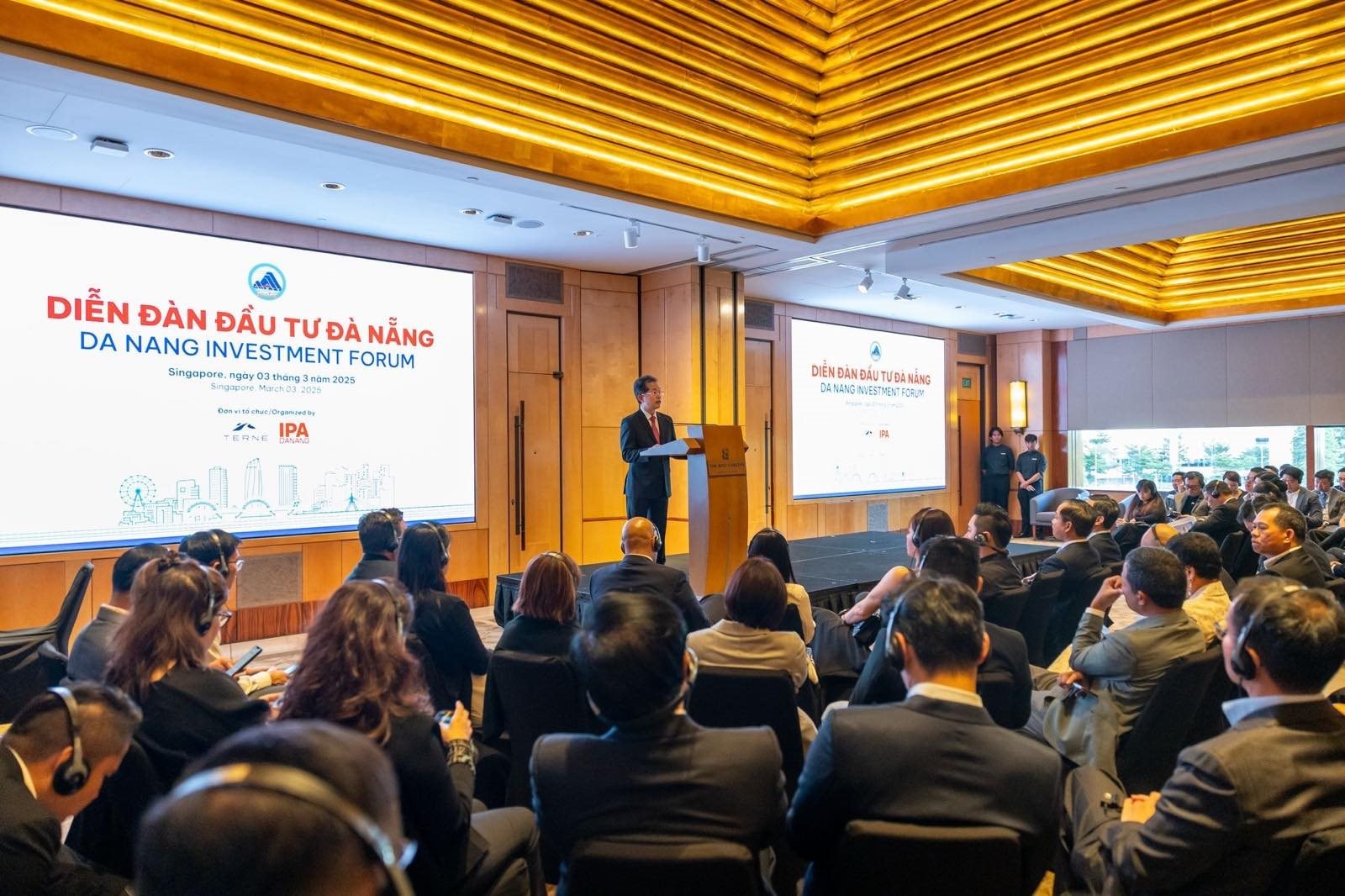 Đà Nẵng lập Hội đồng tư vấn Trung tâm tài chính quốc tế, các doanh nhân Trương Gia Bình, Nguyễn Trung Chính, Nguyễn Tử Quảng, Nguyễn Duy Hưng góp mặt- Ảnh 1. Đà Nẵng lập Hội đồng tư vấn Trung tâm tài chính quốc tế, các doanh nhân Trương Gia Bình, Nguyễn Trung Chính, Nguyễn Tử Quảng, Nguyễn Duy Hưng góp mặt- Ảnh 1.