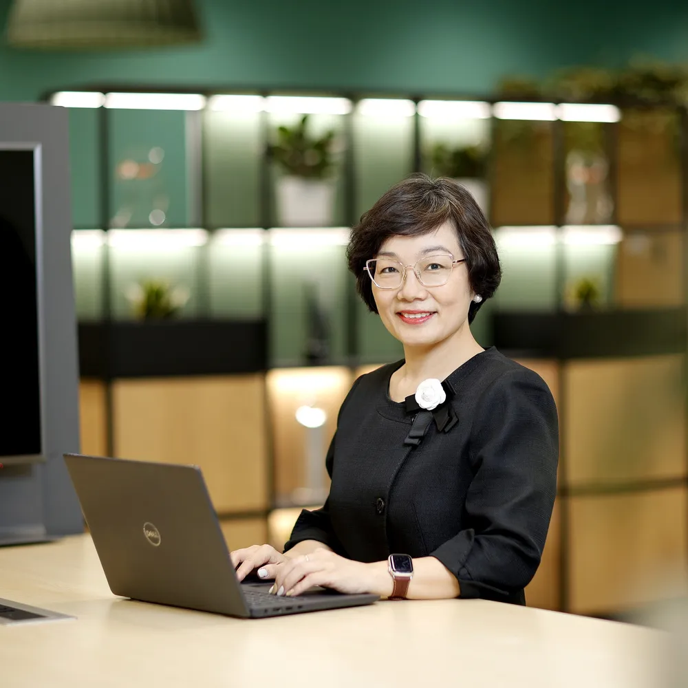 Bà Trần Thị Nguyệt Oanh, Giám đốc quản lý nguồn nhân lực, HSBC Việt Nam. Ảnh: HSBC nguoi-lao-dong-nhung-nganh-nao-se-mat-viec-vi-tri-tue-nhan-tao.jpg