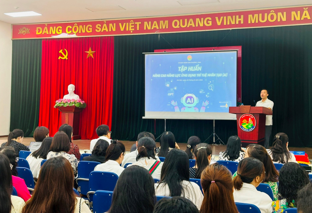 Phường Láng đi đầu ứng dụng AI, nâng cao năng lực cho cán bộ 1 phuong lang