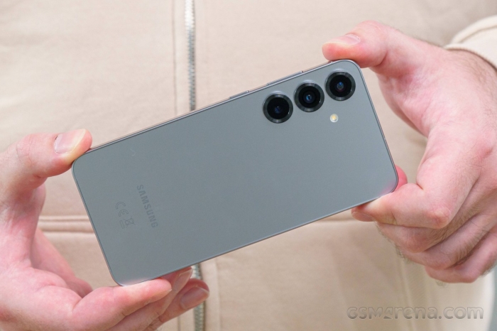 Galaxy S25 Plus rẻ áp chế iPhone 16 Plus, AI xịn như Galaxy S25 Ultra camera so kè iPhone 16 Pro Max 3 plus 21