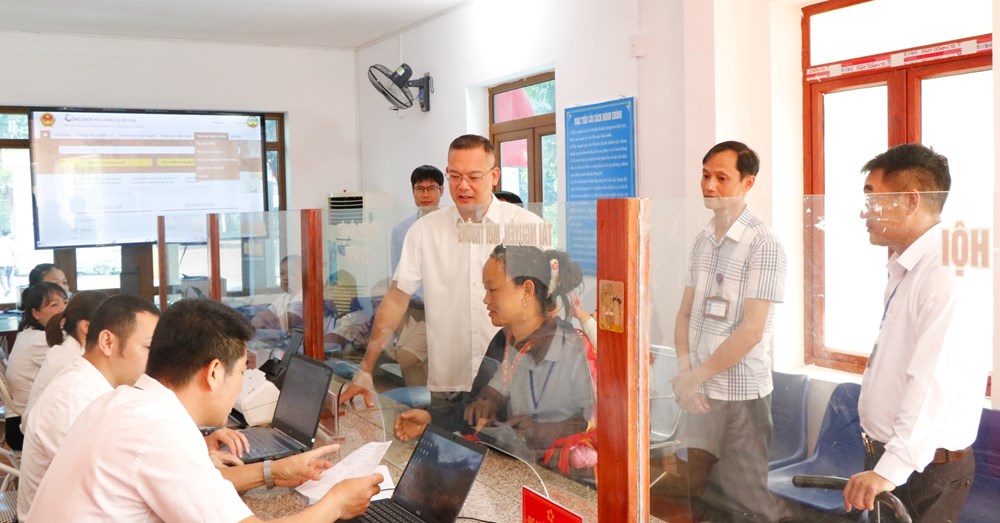 Khánh thành Trung tâm phục vụ hành chính công xã Quang Bình - ảnh 2