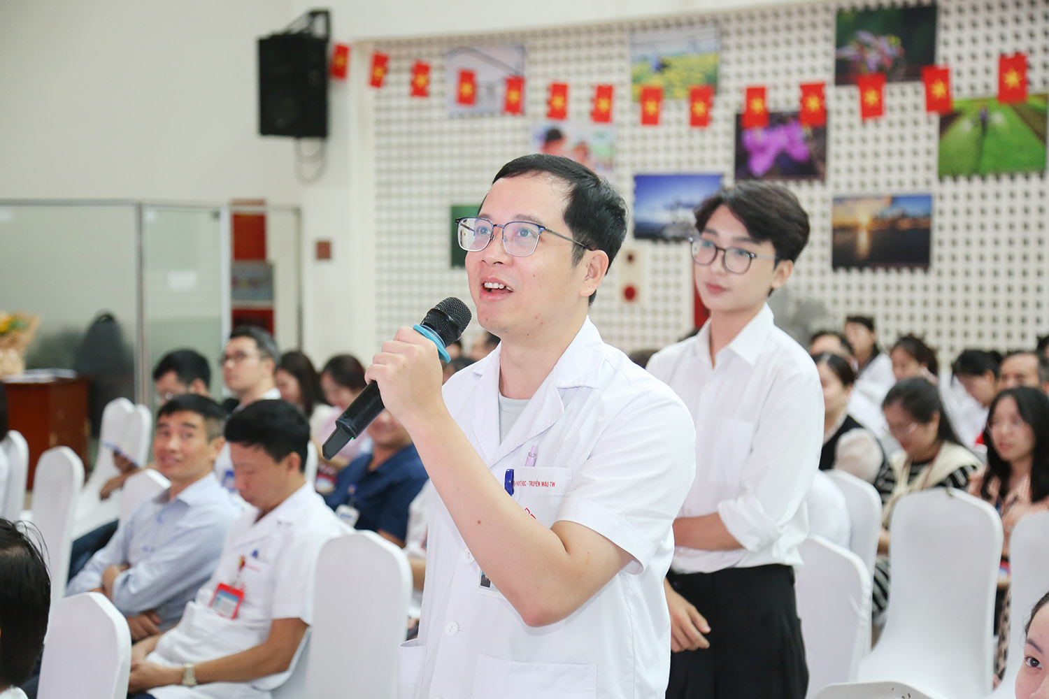 tap huan AI 11
