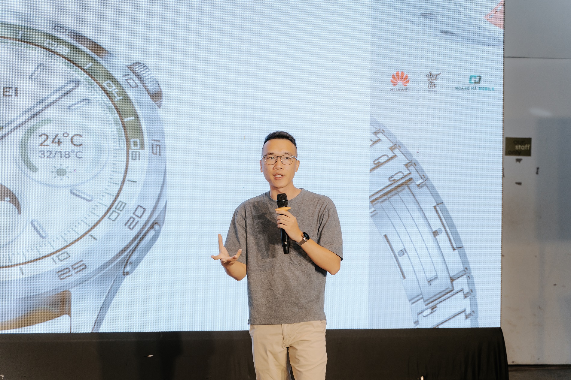 Reviewer Vinh Xô trước thềm họp báo Better Choice Awards: khi ai cũng có thể làm Reviewer Vinh Xô trước thềm họp báo Better Choice Awards: khi ai cũng có thể làm
