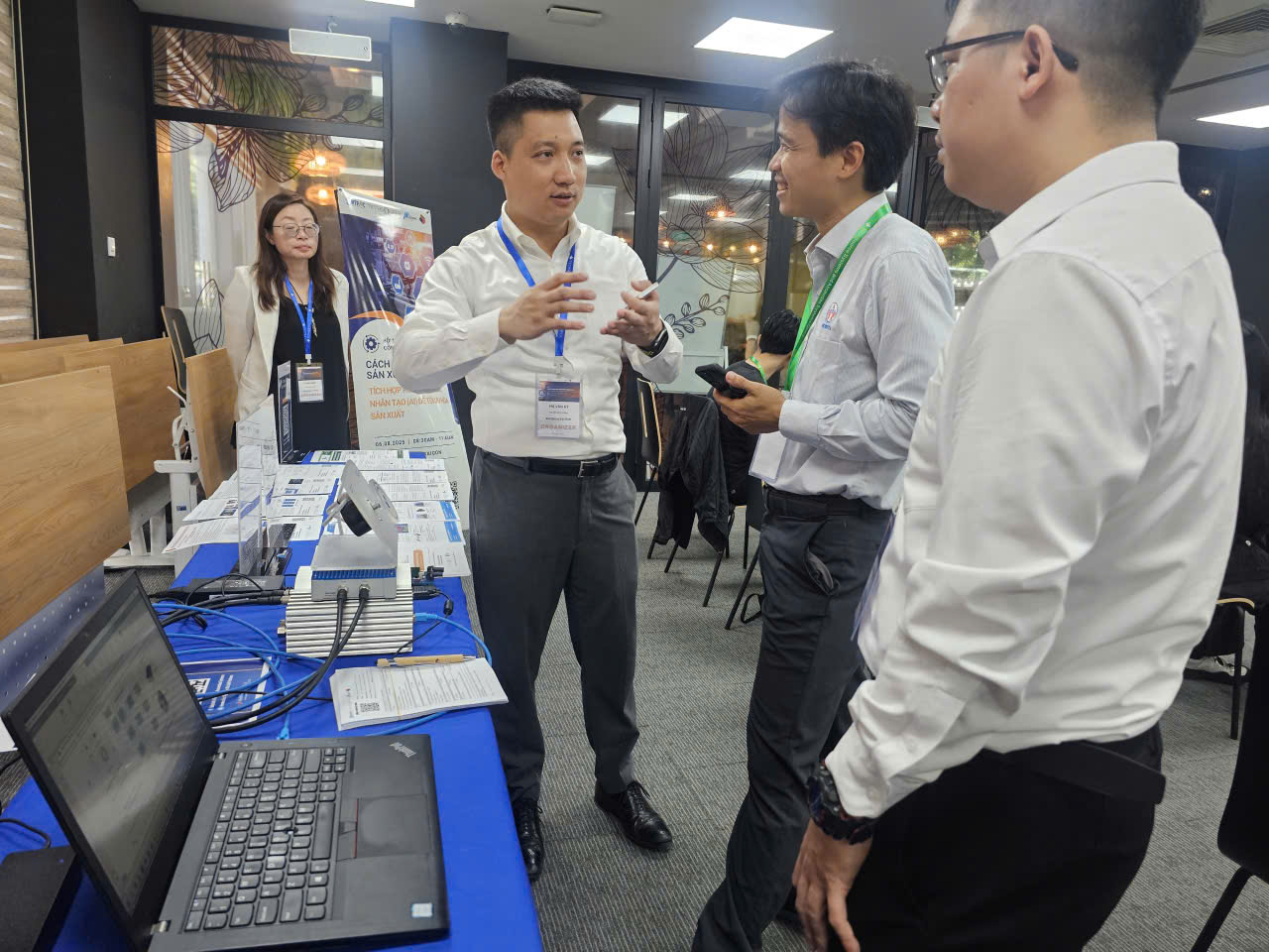 Doanh nghiệp Việt đưa AI vào đếm dừa, giám sát xe thay con người, chính xác đến 99%- Ảnh 2. Doanh nghiệp Việt đưa AI vào đếm dừa, giám sát xe thay con người, chính xác đến 99%- Ảnh 2.