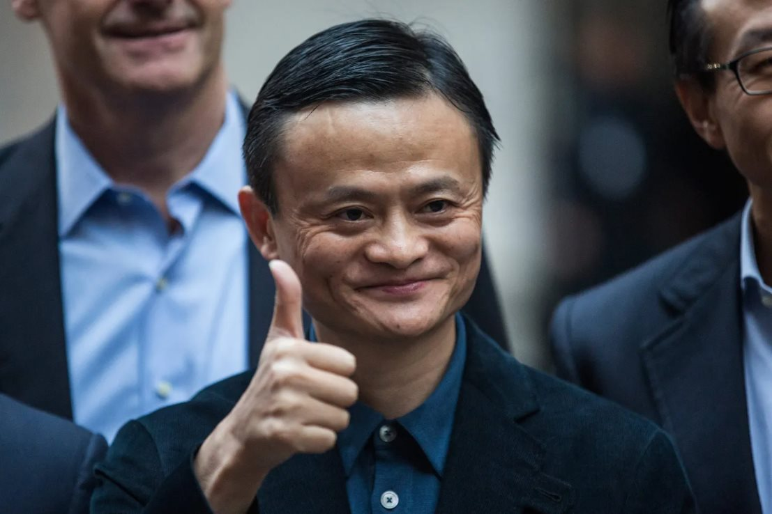 Jack Ma ‘lột xác’ hậu ở ẩn: Ngừng ồn ào, âm thầm đeo thẻ nhân viên nhưng vẫn chi 53 tỷ USD để chuyển đế chế TMĐT thành tập đoàn AI- Ảnh 3.