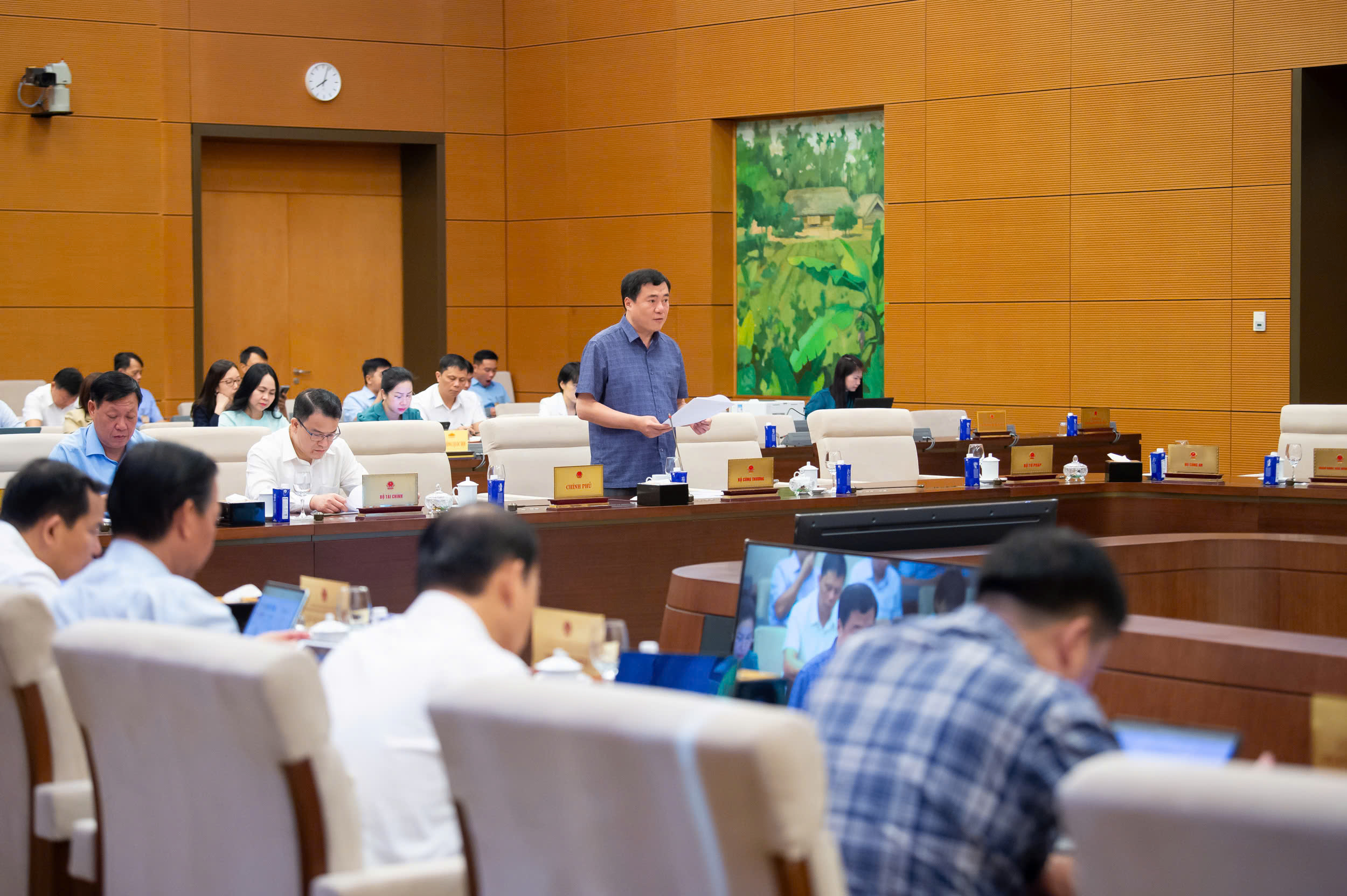 Nhiều phiên livestream bán hàng nhiều tỷ đồng nhưng không thu được thuế 2 Bổ sung trách nhiệm của các chủ thể tham gia hoạt động bán hàng livestream - Ảnh 2.