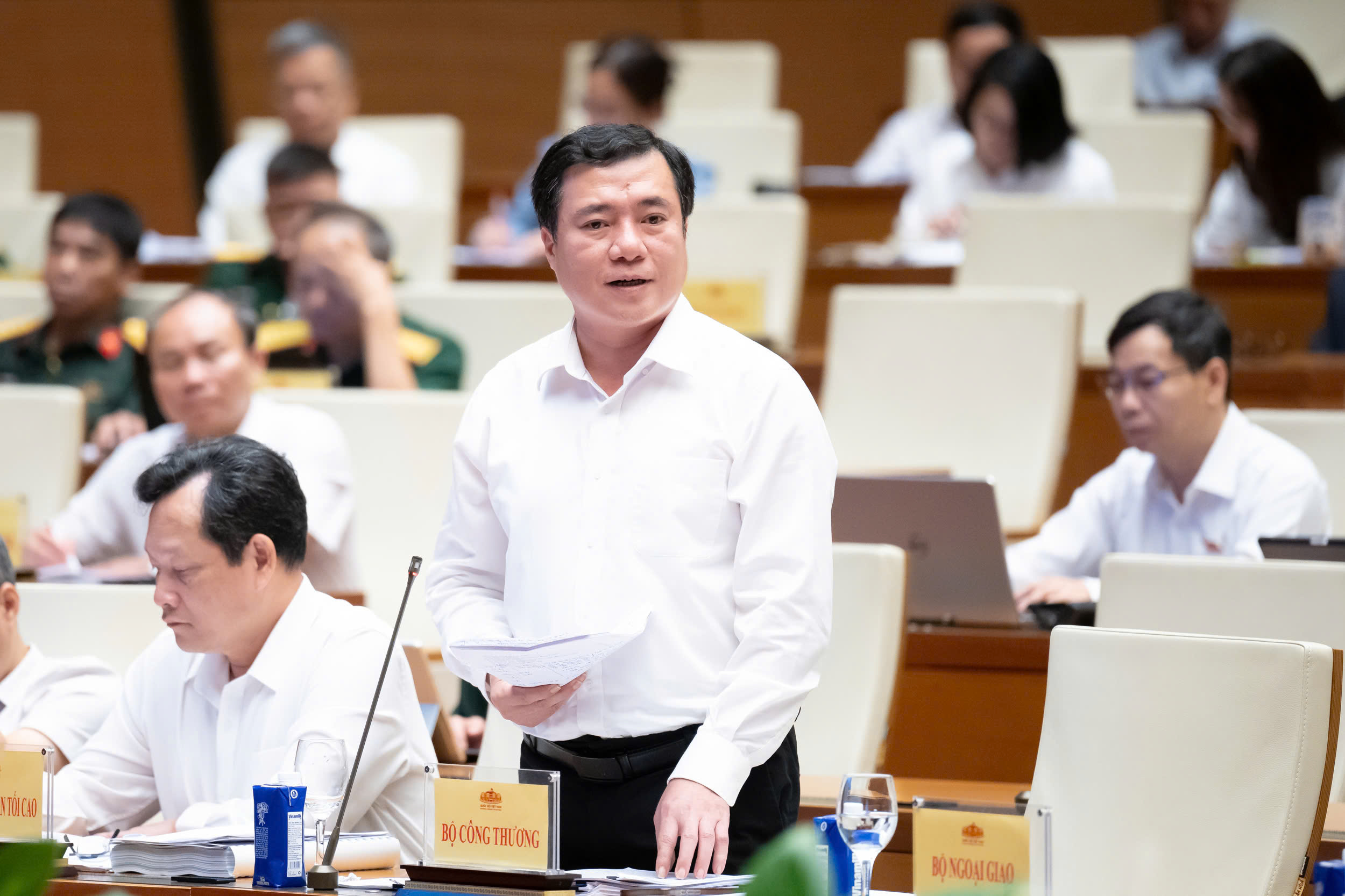 Đề xuất sàn thương mại điện tử phải bồi thường nếu quảng cáo hàng giả - Ảnh 3.