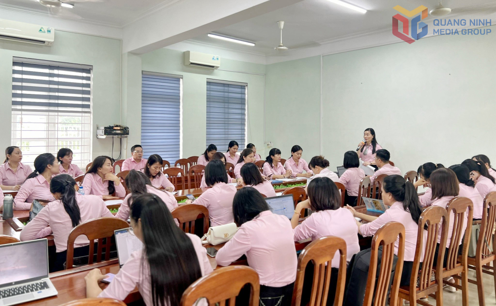 Ứng dụng AI - trí tuệ nhân tạo trong giảng dạy và học tập 2 2410699 wtm d11c79fcb4f7dd03475c4ae04a1929cd