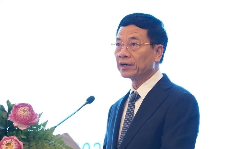 Bộ trưởng Bộ Khoa học và Công nghệ Nguyễn Mạnh Hùng: 'AI hỗ trợ, chứ không thay thế tư duy, giá trị và trách nhiệm của con người'. Ảnh: Mai Hà.