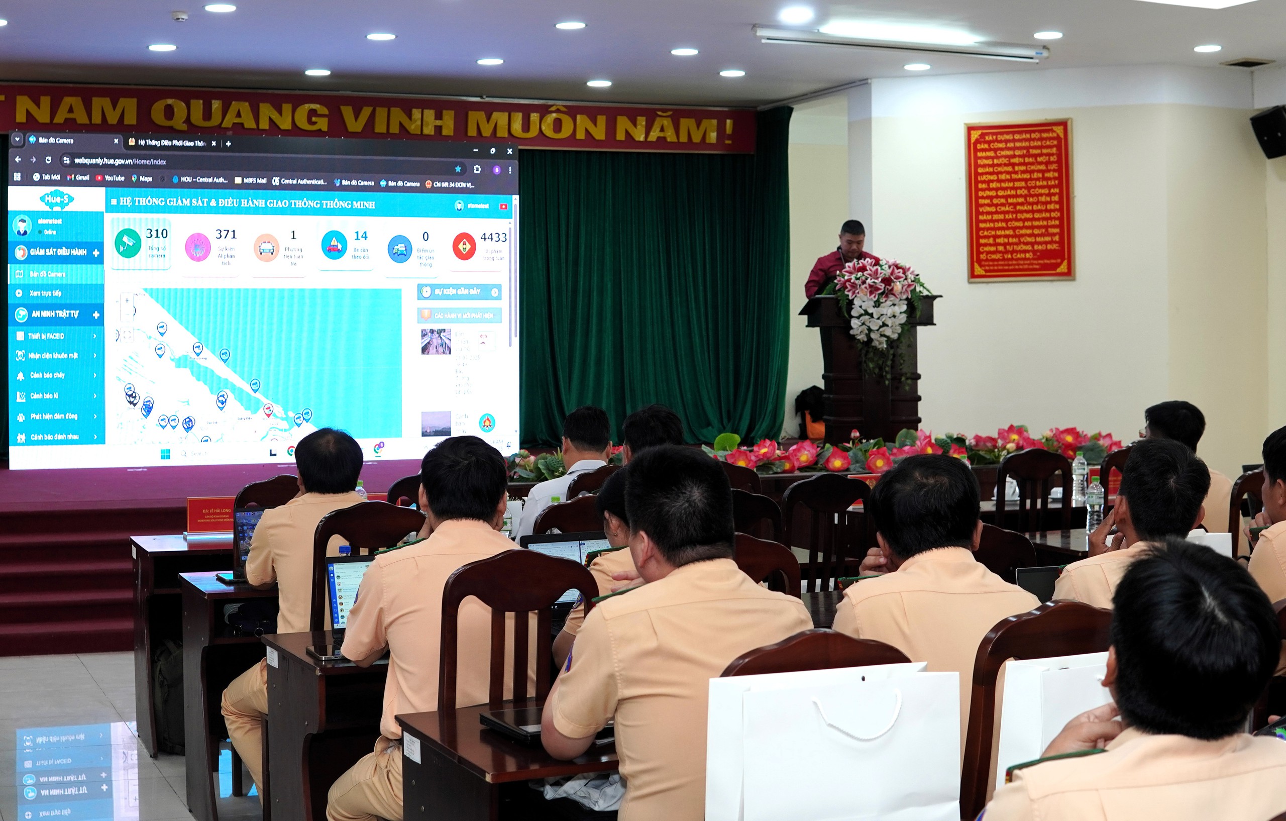 CSGT TP.HCM tập huấn ứng dụng AI để phục vụ người dân- Ảnh 1.