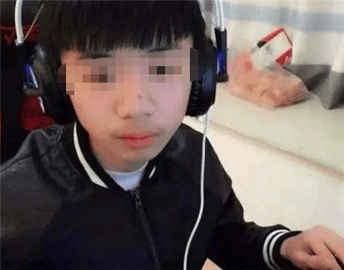 Thần đồng game từng kiếm tiền tỷ khi mới 12 tuổi, bỏ học theo đuổi đam mê, 10 năm sau có hối hận?- Ảnh 3.
