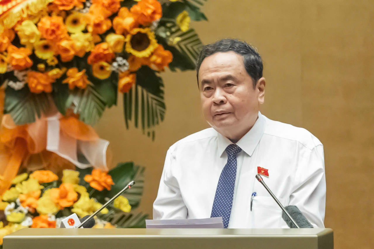 Chủ tịch Quốc hội Trần Thanh Mẫn phát biểu bế mạc Hội nghị chuyên đề “Bình dân học vụ số – Quốc hội số. Ảnh: Quang Vinh.