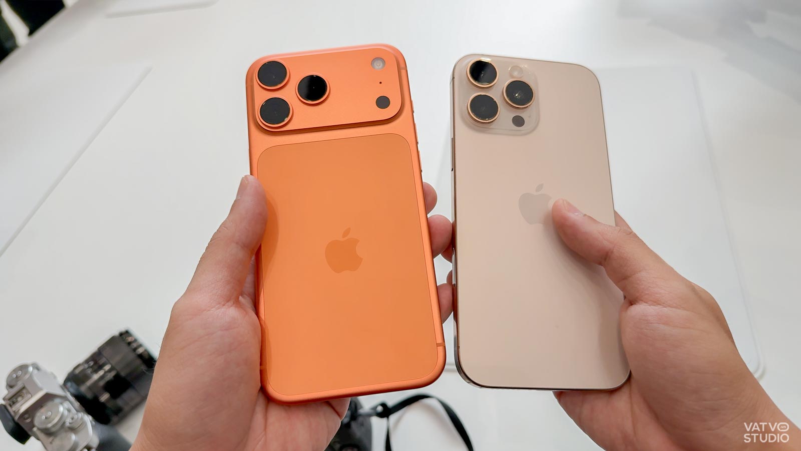 So sánh iPhone 17 Pro Max và iPhone 16 Pro Max: Rất nhiều khác biệt! 2 So sanh iPhone 17 Pro Max iPhone 16 Pro Max 7