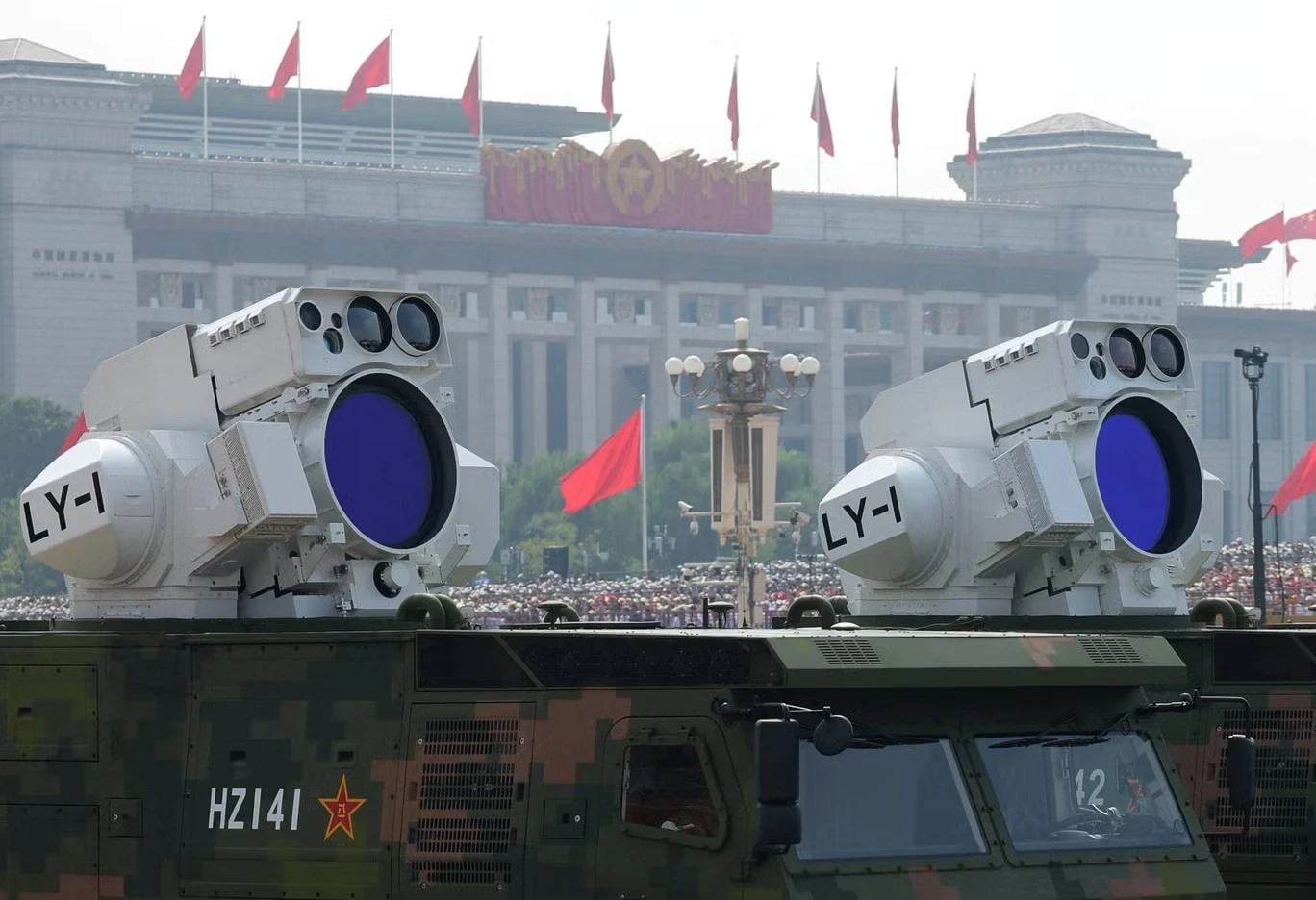 AI, laser và các công nghệ quân sự đáng sợ của Trung Quốc ở lễ duyệt binh 3 AI-laser-va-cac-cong-nghe-quan-su-dang-so-cua-Trung-Quoc-o-le-duyet-binh (1)22