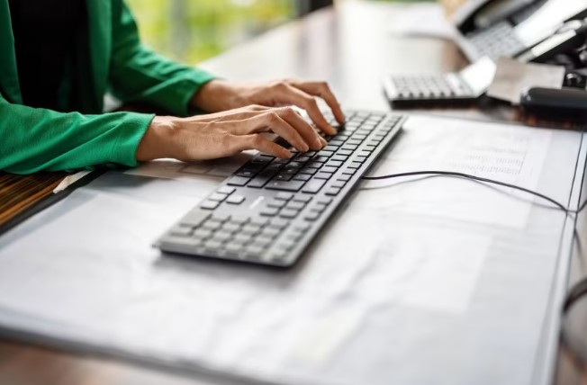 Google: 90% nhân sự công nghệ đã dùng AI trong công việc- Ảnh 1.