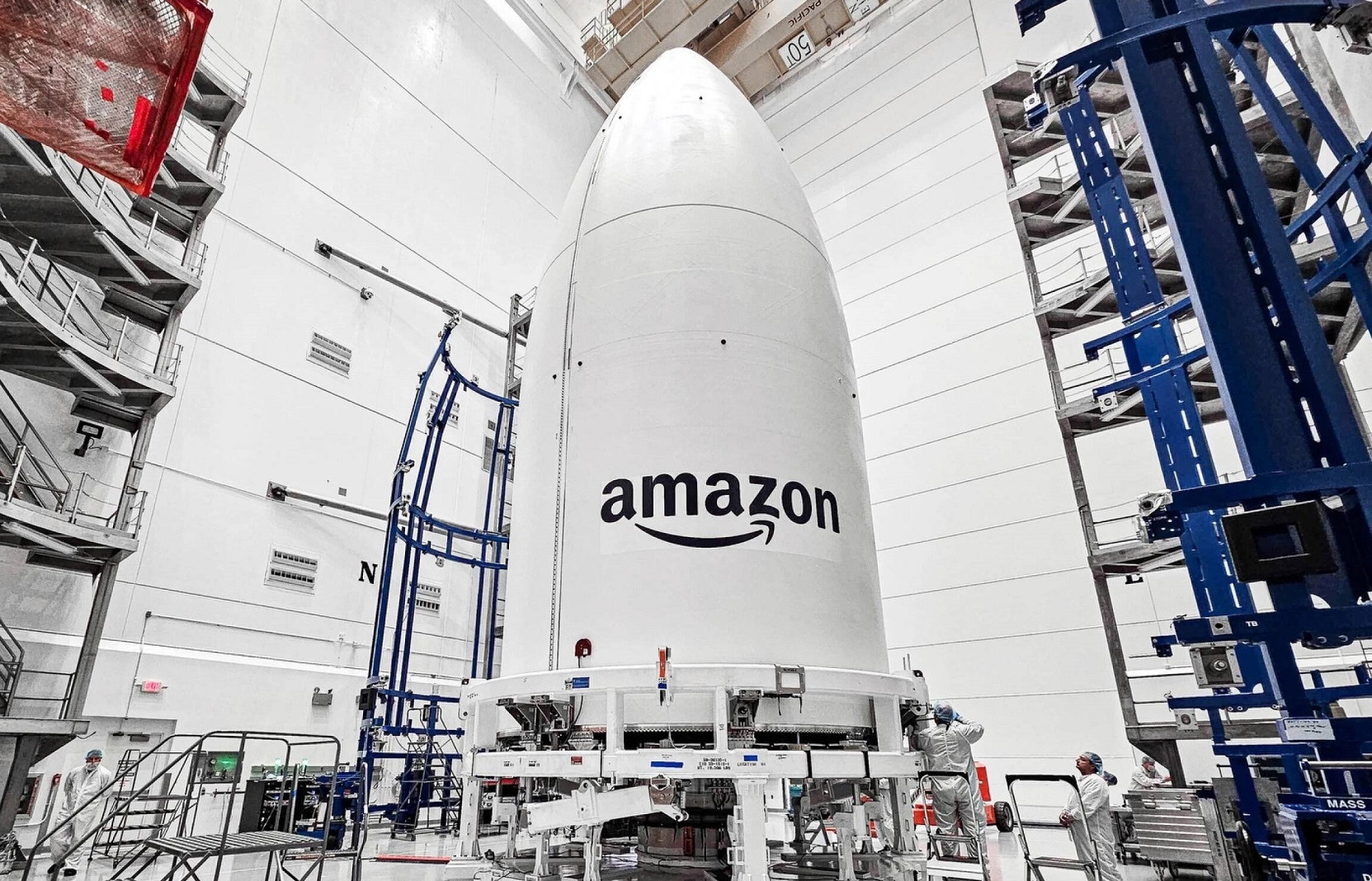 Nhiều doanh nghiệp công nghệ Trung Quốc muốn đầu tư vào AI, đám mây tại Việt Nam 5 Amazon muốn phủ sóng Internet vệ tinh tại 5 nước đầu năm sau