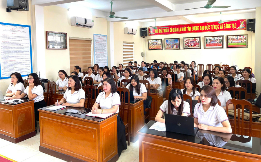 diem-cau-truong-tieu-hoc-le-hong-phong.jpg