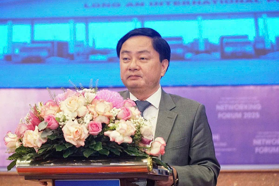 Ông Nguyễn Văn Quyết – Bí thư Tỉnh ủy cho biết: Tây Ninh mới, sở hữu quy mô kinh tế ước đạt 352.000 tỷ đồng năm 2025, với GRDP tăng 9,3%, thuộc top 10 địa phương lớn nhất cả nước Ông Nguyễn Văn Quyết – Bí thư Tỉnh ủy cho biết: Tây Ninh mới, sở hữu quy mô kinh tế ước đạt 352.000 tỷ đồng năm 2025, với GRDP tăng 9,3%, thuộc top 10 địa phương lớn nhất cả nước