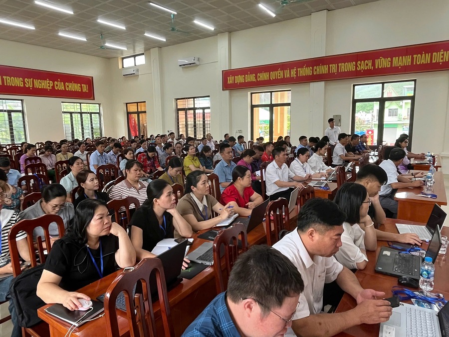 Các học viên tham gia tập huấn Các học viên tham gia tập huấn