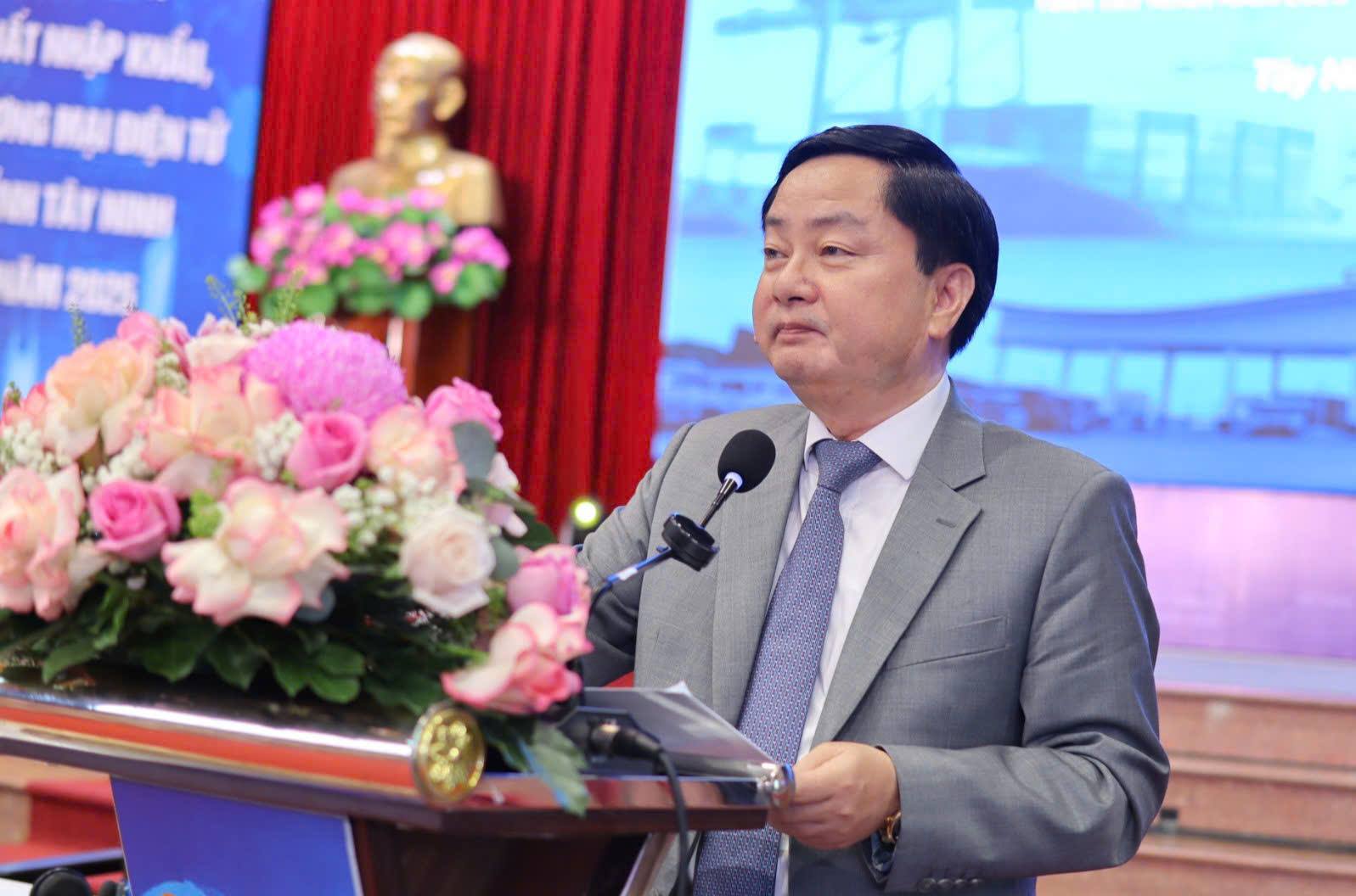 Tây Ninh kết nối chuỗi cung ứng hàng hóa xuất nhập khẩu và thương mại điện tử năm 2025 3 Anh-tin-bai