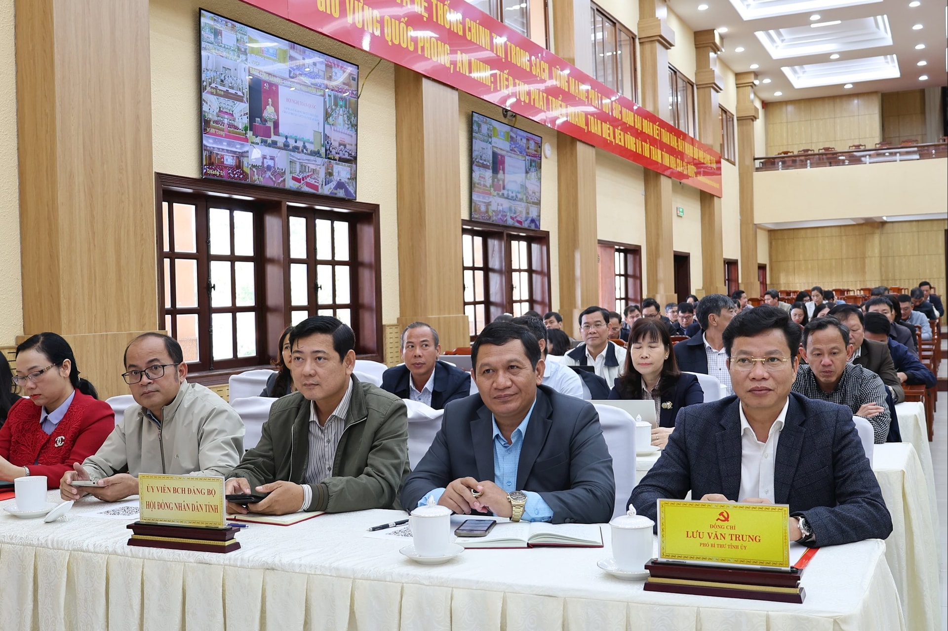 Hội nghị toàn quốc tập huấn ứng dụng trí tuệ nhân tạo cho các cấp ủy Đảng 2 img_3917-1-.jpg