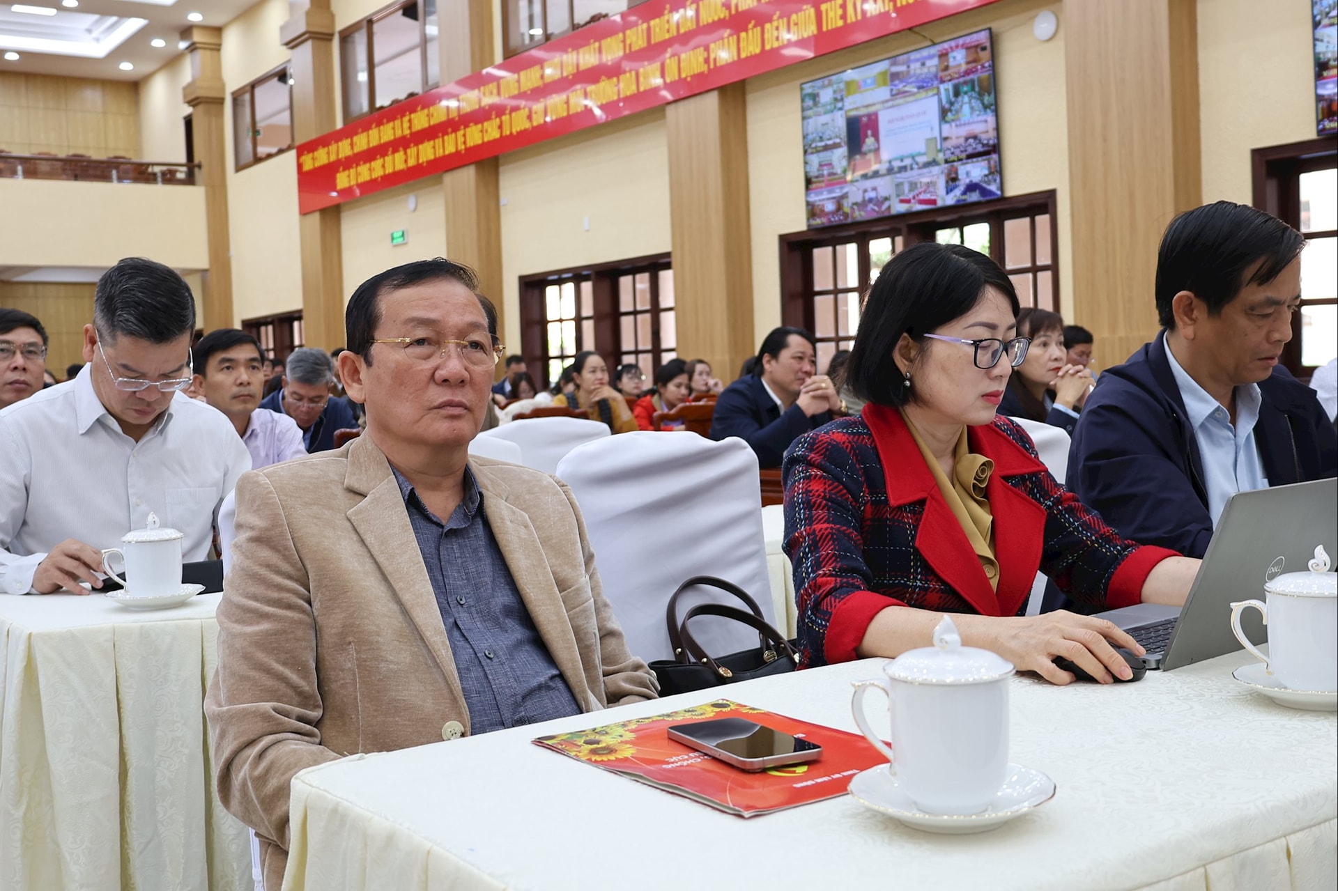 Hội nghị toàn quốc tập huấn ứng dụng trí tuệ nhân tạo cho các cấp ủy Đảng 4 img_3950-1-.jpg