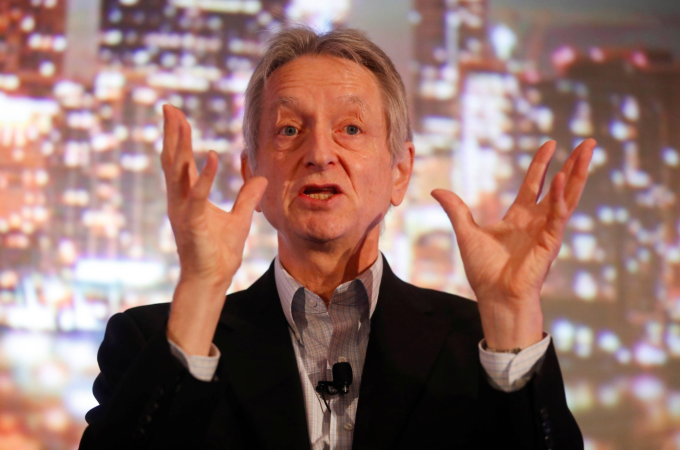 'Bố già AI' bị bạn gái chia tay bằng ChatGPT 1 Nhà khoa học Geoffrey Hinton. Ảnh: Reuters