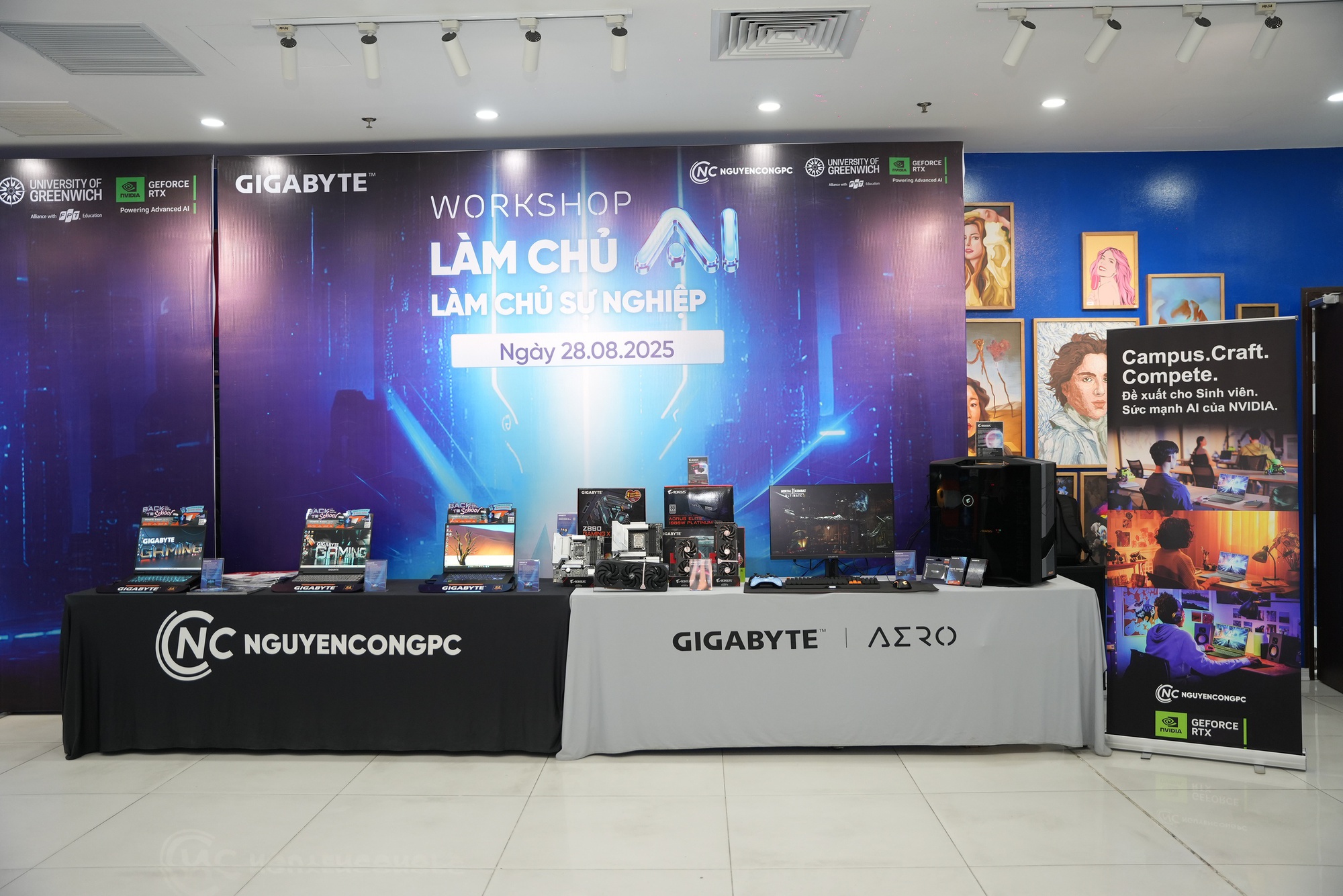 “Làm chủ AI - Làm chủ sự nghiệp”: Workshop giúp bạn trẻ bắt trend AI, trải nghiệm laptop xịn và rinh quà khủng- Ảnh 7. “Làm chủ AI - Làm chủ sự nghiệp”: Workshop giúp bạn trẻ bắt trend AI, trải nghiệm laptop xịn và rinh quà khủng- Ảnh 7.