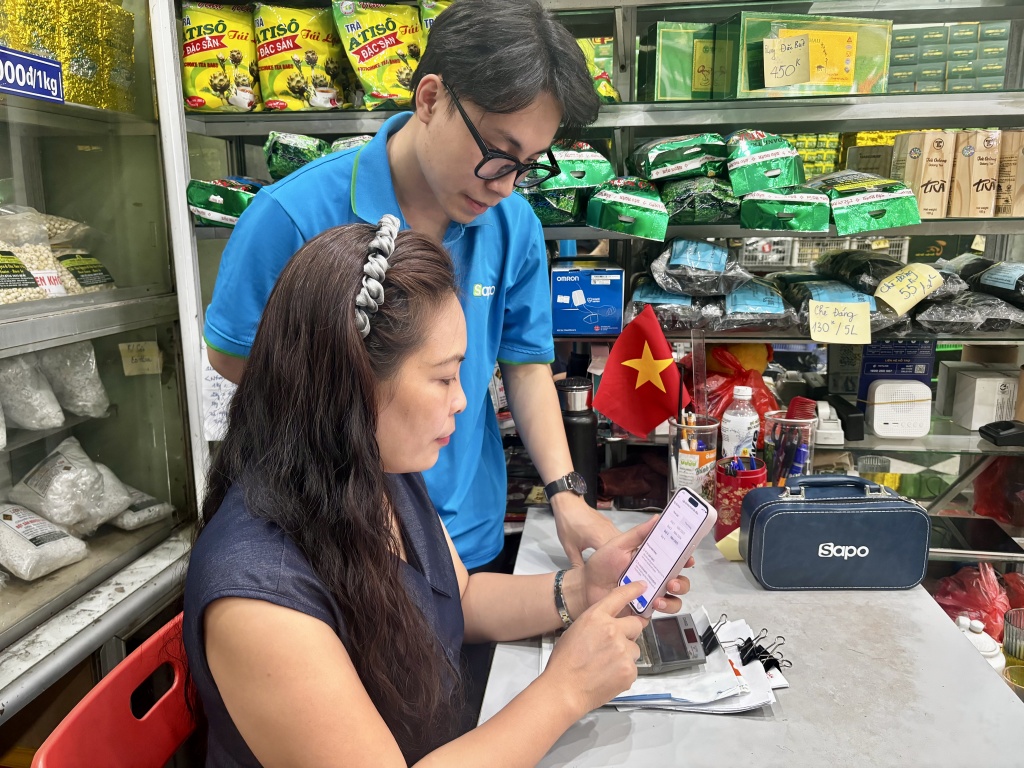 Giảm gánh nặng chi phí cho tiểu thương và hộ kinh doanh