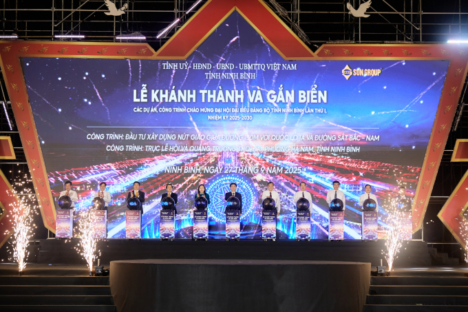 Nghi lễ khánh thành và gắn biển các công trình. Ảnh: Sun Group